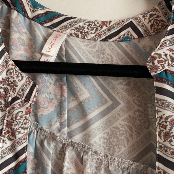 Patterned blouse - Picture 2 of 3